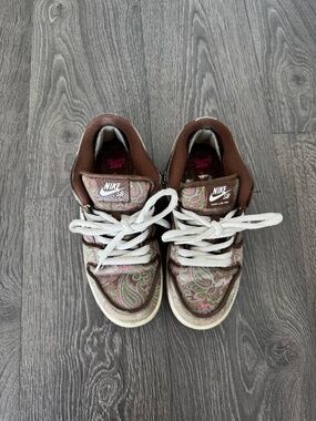 Nike SB Dunk Low Bandana